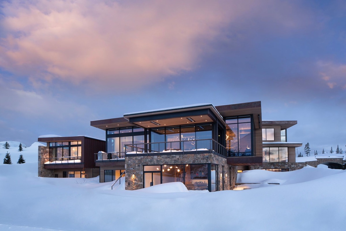 Mountain retreat by Reid Smith Architects featuring Infratech WD-Series flush mount heaters. Mountain retreat by Reid Smith Architects featuring Infratech WD-Series flush mount heaters.